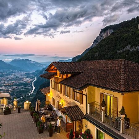 Albergo Miravalle Fai Della Paganella Fai della Paganella Exterior foto